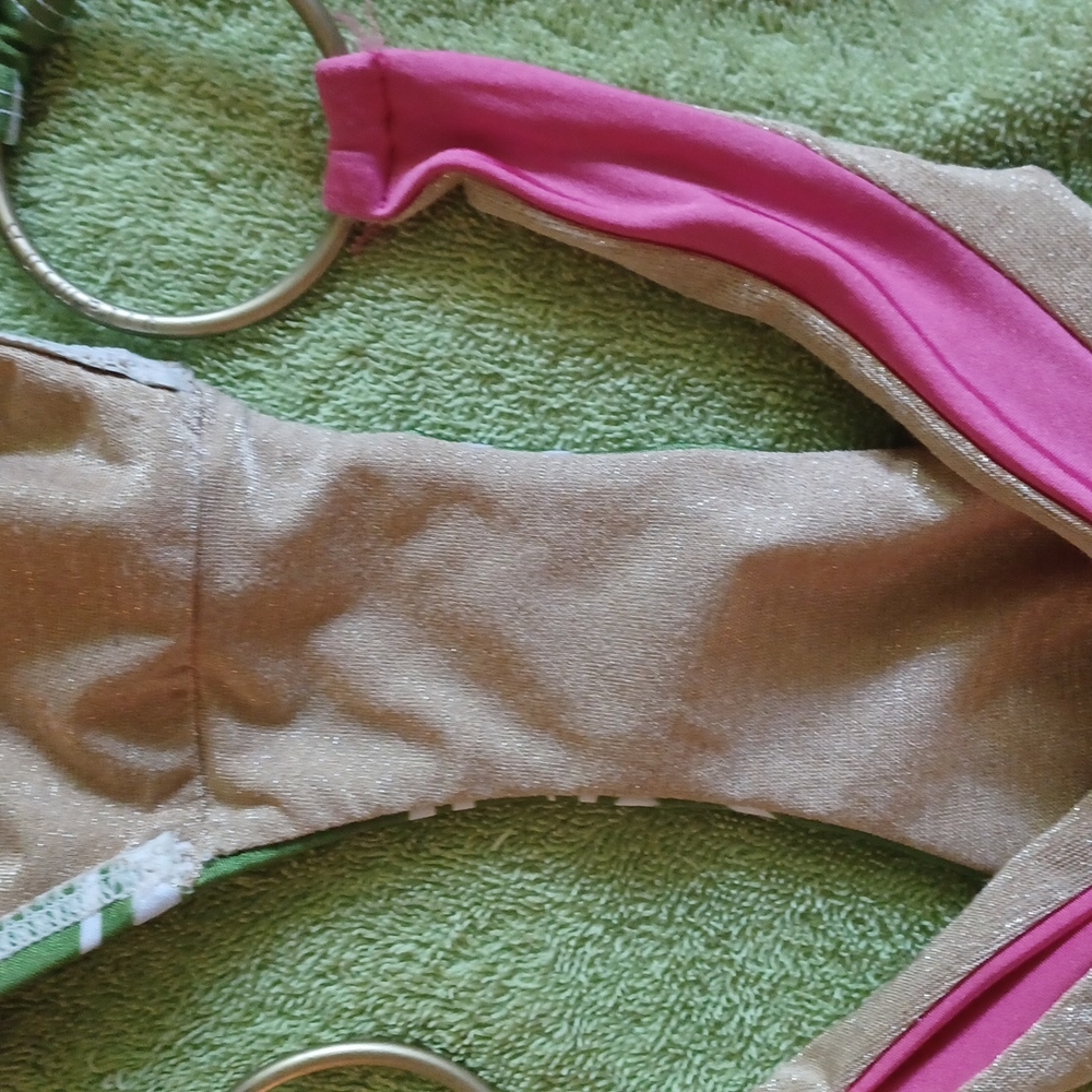 Vitamine A bikini - Picture 3 of 4